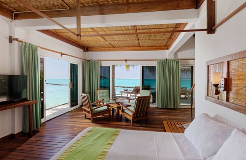 Mahaanaelhihuraa Island Hotel | Rihiveli Maldives Resort