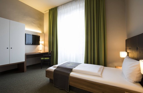 Neu-Ulm Hotel | RiKu HOTEL Neu-Ulm