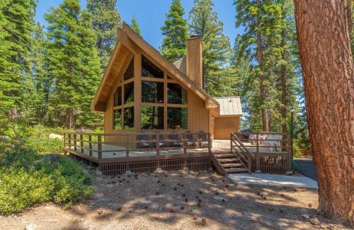 Tahoe Vista House | Rim Drive Lookout