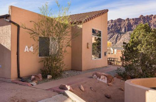 Moab South Valley House | Rim Village A4 2