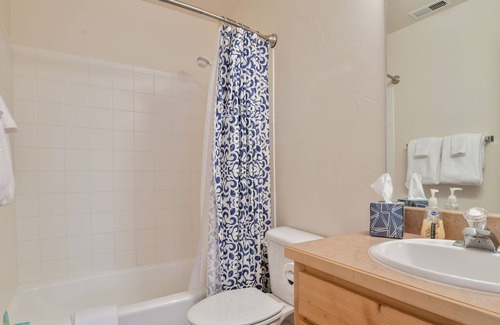 Moab South Valley Condo | Rim Village H1