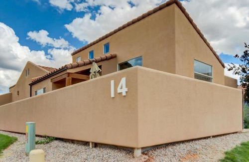 Moab South Valley House | Rim Village I4