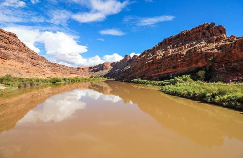Moab South Valley House | Rim Village M1