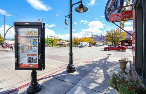 Moab South Valley House | Rim Village M1