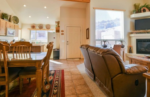 Moab South Valley Condo | Rim Village X3 with private hot tub and pet friendly