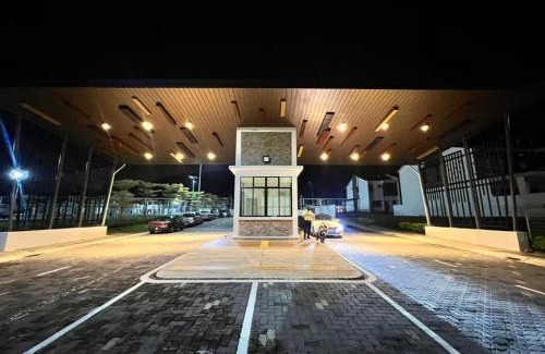 Seremban House | RIMBUN KIARA SEREMBAN2 2 mins TO HIGHWAY