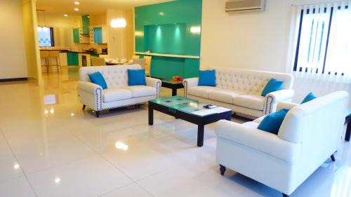 Melabau Apartment | Rimbun Suites & Residences