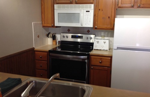 Snowshoe Condo | Rimfire Lodge 247 - Deluxe 1 Bedroom in the Village