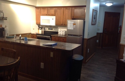 Snowshoe Condo | Rimfire Lodge 310 - 311 - Deluxe 2 Bedroom in the Village