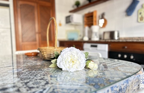 Chipiona Apartment | "rinconcito de Lujo en Chipiona: Apartamento Casa Maribel, Espacioso y Céntrico"