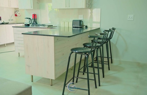 Roodeplaat Apartment | RINKASE RESIDENCE