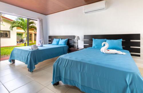 Northern Plains Apartment | Rio Celeste Birds Garden Apartment con Aire Acondicionado Comodidad en un Entorno Natural 1