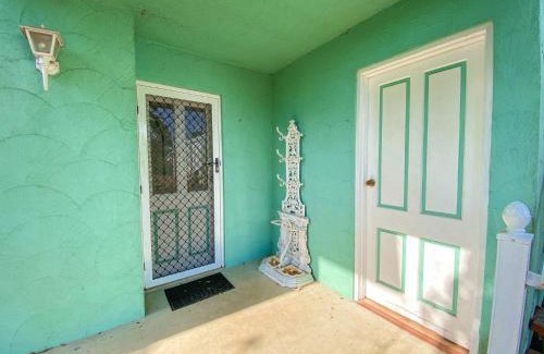 Traviston House | Rio Vista - Burrum Heads - Riverfront - 2BR - Large Yard