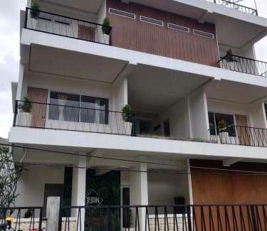 Bogor Timur Hostel | Rion Hostel Bogor