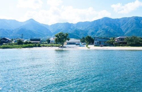 Shiga Prefecture House | Rip stick