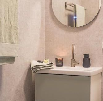 Bustorp Hotel | Risanäs Udde