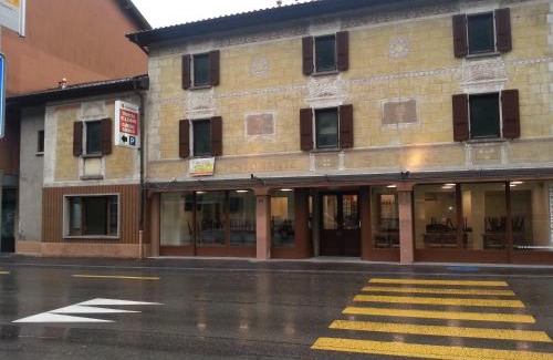 Monteceneri Hotel | Ristorante Stazione con alloggio