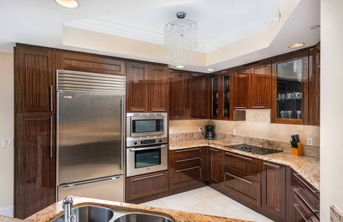 Singer Island Condo | Ritz-Carlton Oceanfront Residence - Hotel Amenities ★ by Guaranteed Rental™