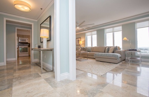Key Biscayne House | RITZ-CARLTON PENTHOUSE 2 STORY CORNER W BALCONY WATER VIEWS