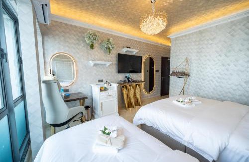 Downtown Kota Kinabalu Hotel | Ritz Residence, Imago Mall Loft B