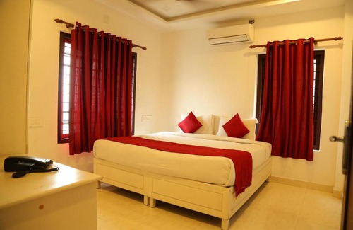 Kaloor Hotel | Ritzy Village Residency