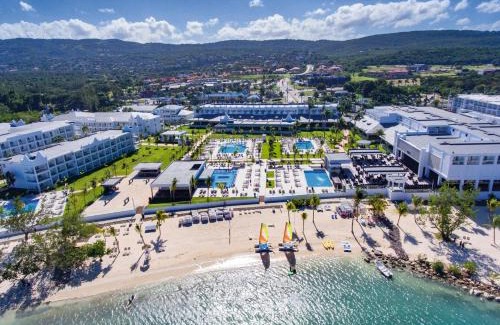 Montego Bay Resort | Riu Montego Bay - Adults Only - All Inclusive