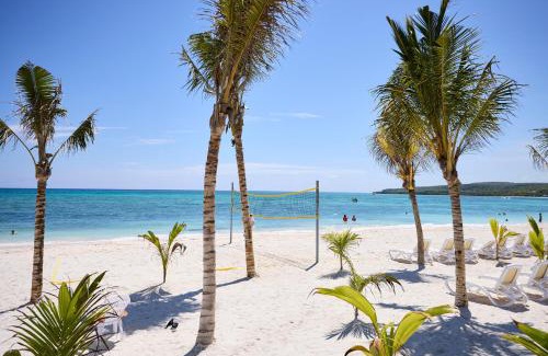Falmouth Resort | Riu Palace Aquarelle - All Inclusive