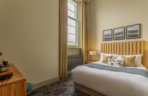 Helensburgh Hotel | Riva Boutique Hotel & Restaurant