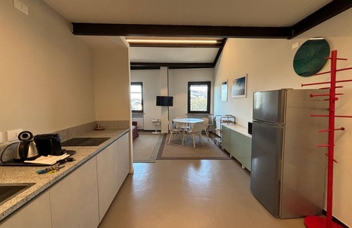 Citta Antica Apartment | Rivadige Suite 4 Verona Journeys with beautiful view on the river