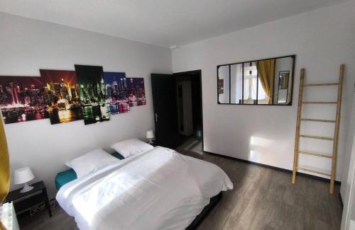 Sedan Apartment | Rivage Ardennais - chateau - CHU -T2-queen size