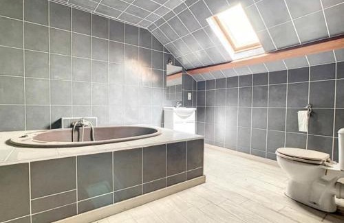 Charleroi Apartment | Rive Gauche A centre - gare - aéroport