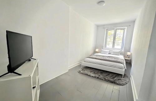 Charleroi Apartment | Rive Gauche I centre - gare - aéroport