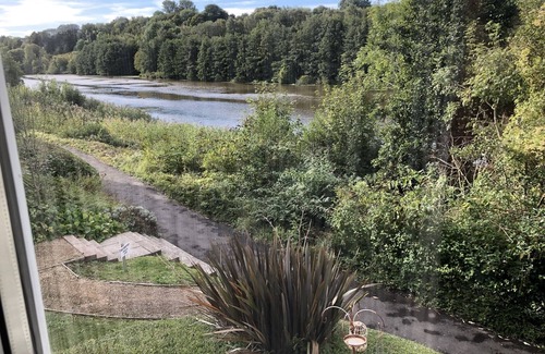 Grangetown House | River Bay (Beautiful 2-Bed House in Cardiff,)