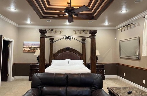 Cecil Apartment | River Chase Luxury Suite