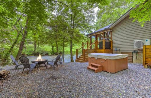 Dial House | River Cottage of Blue Ridge - Outdoor Lounge with Gorgeous Views + a Hot Tub and Firepit!