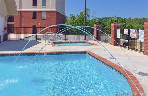 Sevierville Apartment | River Crossing #405