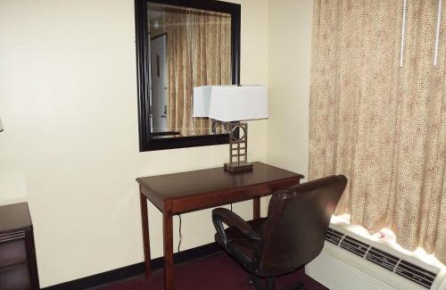 Issue Hotel | River Edge Inn