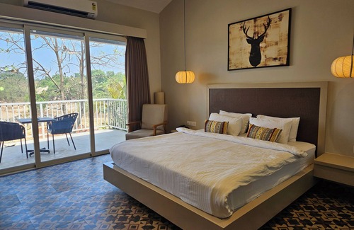 Khalapur Hotel | River Estates Luxury Resort & Spa