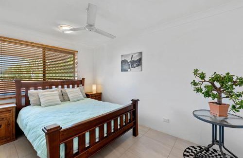 Maroochydore Apartment | River Flow Retreat -2BR By Maroochy River & Island