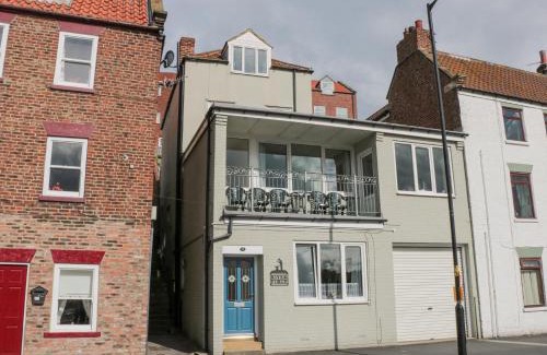 Whitby House | River Forge