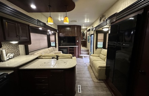 Old Town House | River front relaxation retreat rv on the famous Suwannee river