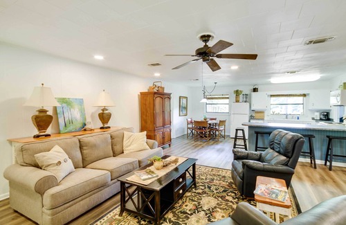 McComb Cottage | River Frontage: Quiet Mississippi Vacation Rental