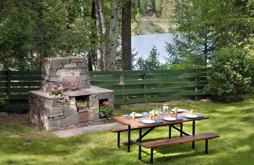 West Glacier House | RIVER HAUS: Glacier National Park's Iconic Home — The CLOSEST House to GNP