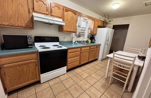 Ruidoso Cabin | River Hideout | Deck Cozy Pet Friendly