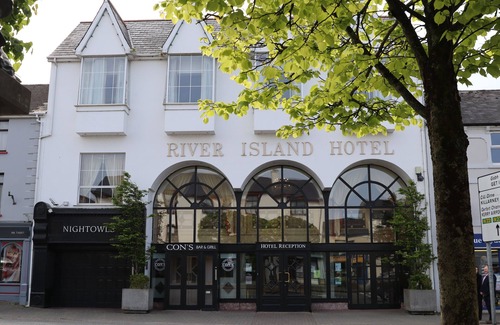 Castleisland Hotel | River Island Hotel