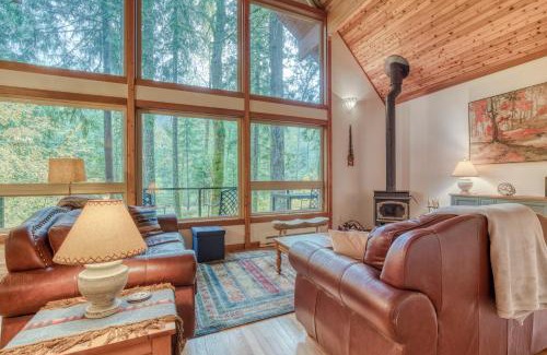 Rhododendron House | River Lily Retreat