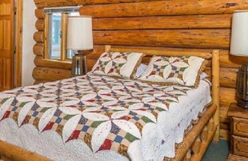 Cooper Landing Cabin | River Lodge Cabin