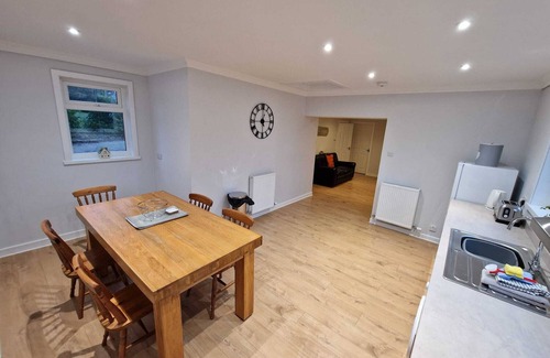 Newton Stewart Cabin | River Lodge on Machermore Castle Estate