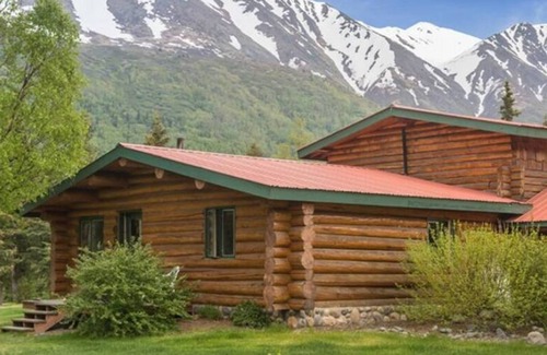 Cooper Landing Cabin | River Lodge - Spacious family cabin on the Kenai River