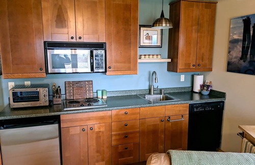 Skamokawa House | River Loft Cabin on Columbia, River Loft Cabin